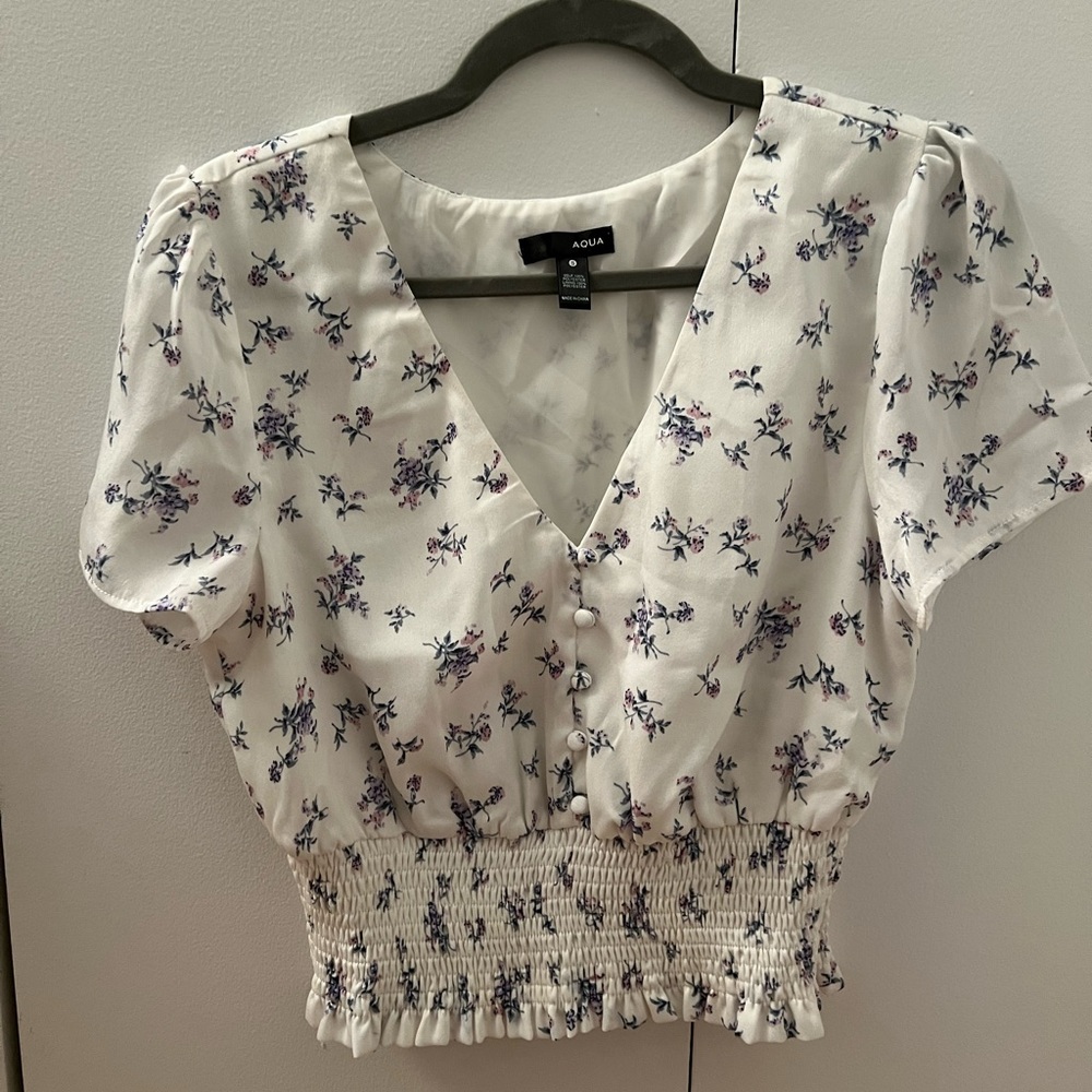 Aqua size small short sleeve blouse - white with flowers